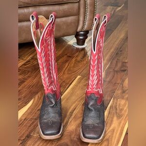 Like new worn once Tony Lama boots‼️ Husband hates to sell them ☹️